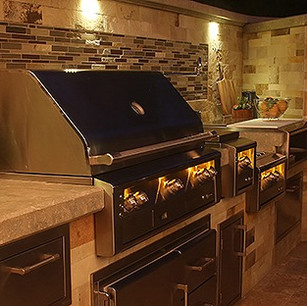 Miami Outdoor Solutions Authorized Alfresco Luxury Outdoor Kitchen Dealer, Designer and Builder.