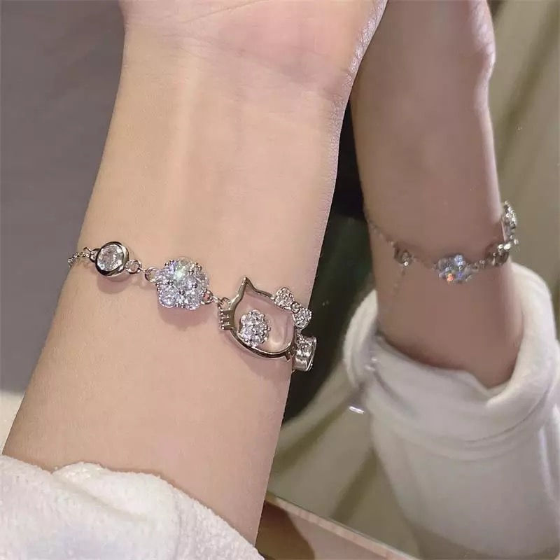 الصورة المصغرة: Hello Kitty Bracelets