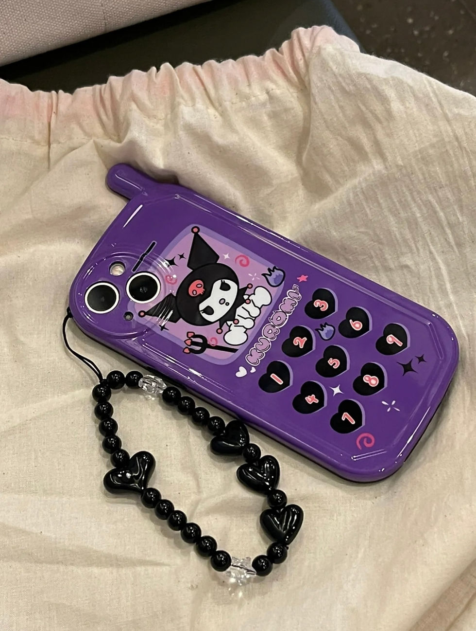 थंबनेल: Kuromi iPhone Case