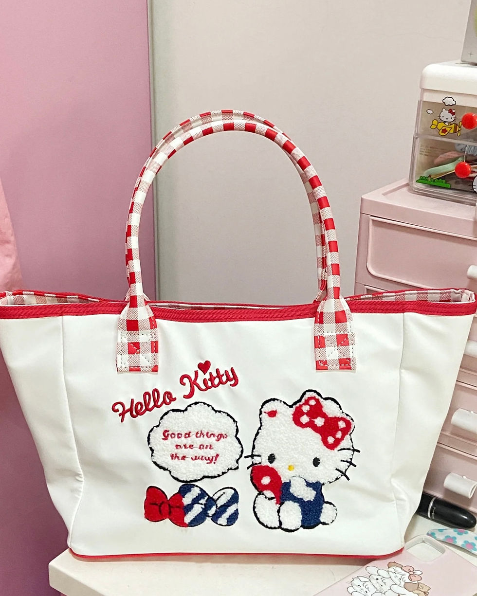 الصورة المصغرة: Hello Kitty Embroidered Hand Bag