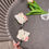 الصورة المصغرة: Hello Kitty Airpods Case