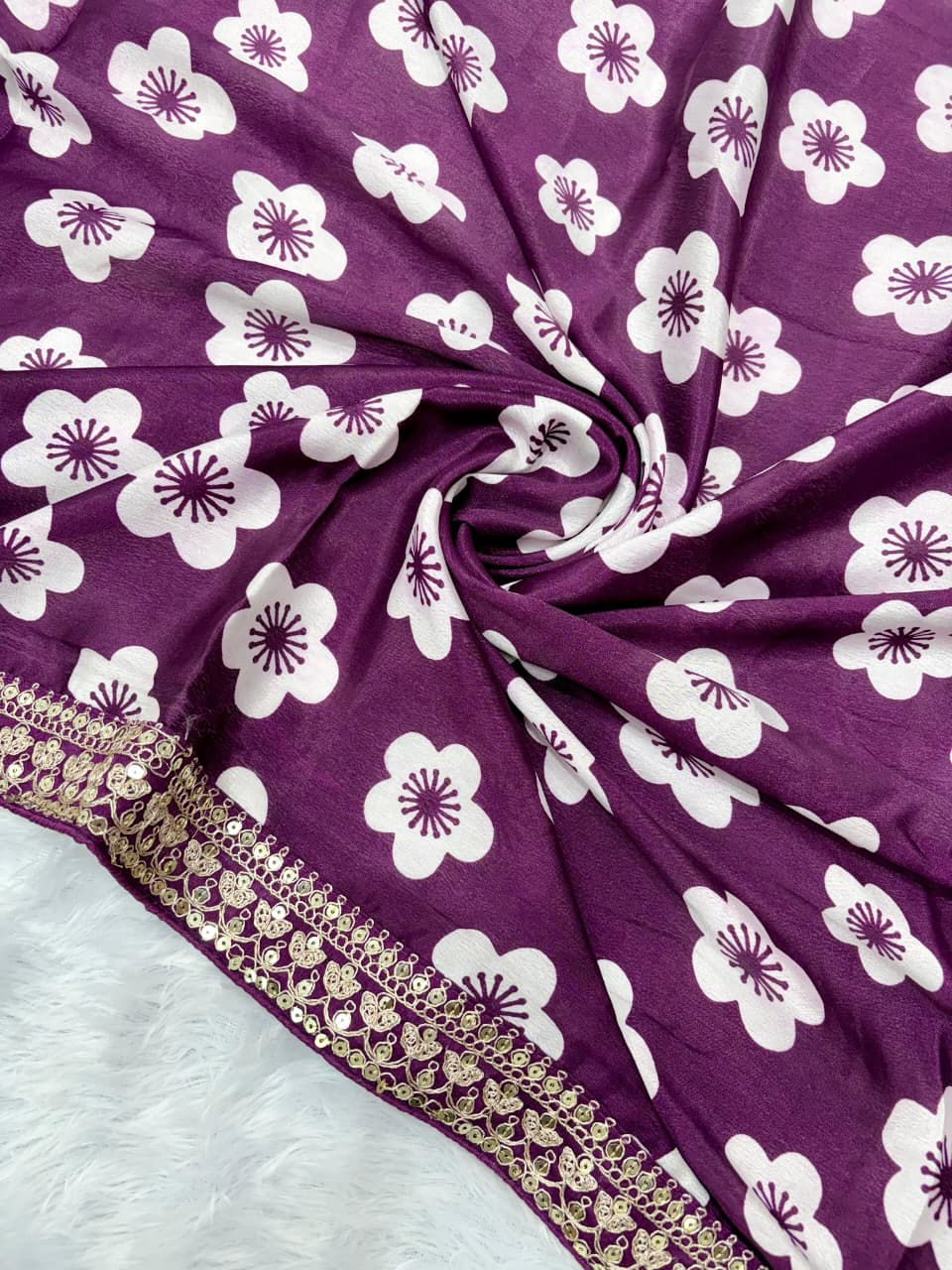 Thumbnail: Drape Tales Saree - Free Shipping 🥳💫
