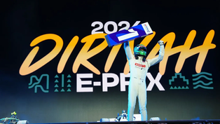 Dennis dominates Diriyah to take victory ahead of Vergne and Cassidy