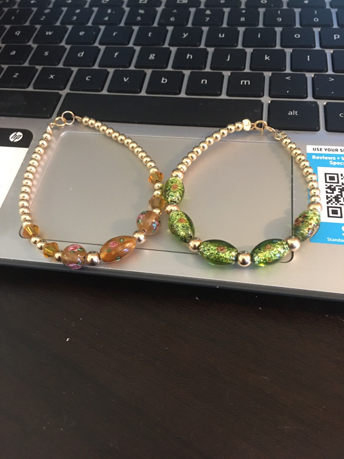 Floral beaded flexi bracelet 