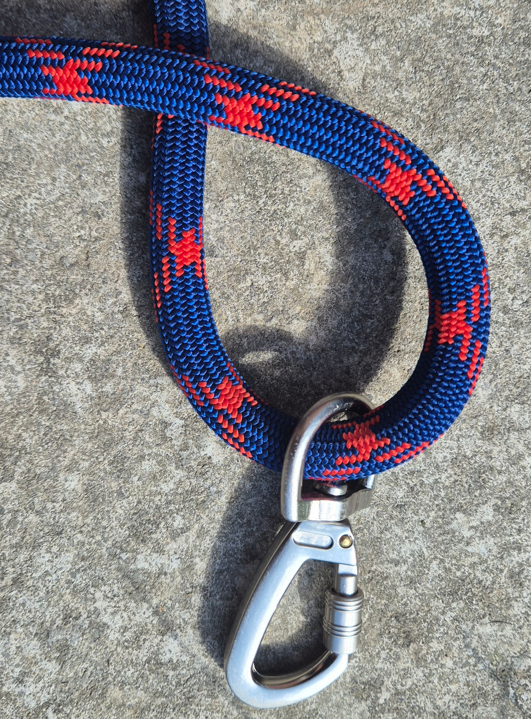 11mm Blue & Red Lead with Carabiner Clip