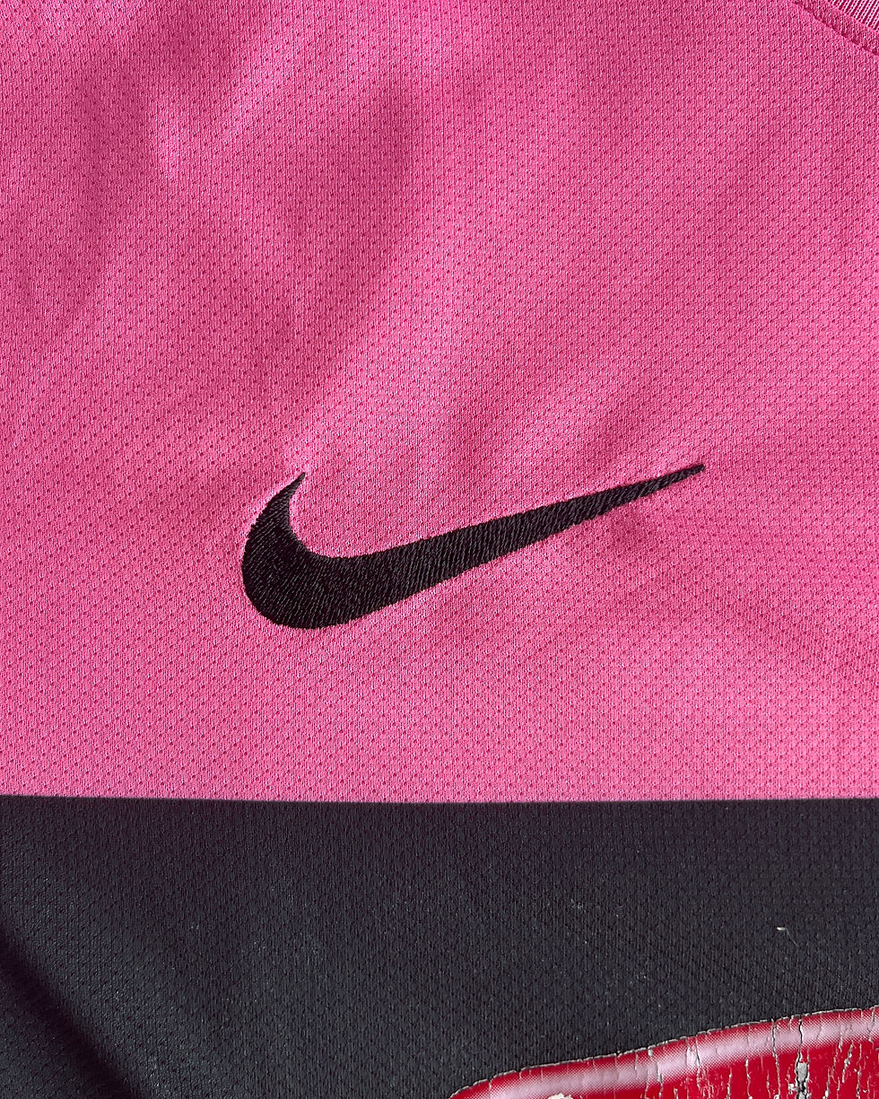 Miniaturbild: Vintage Juventus 2011/2012 football shirt