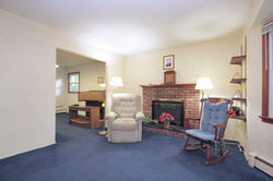 10 Pilgrim Drive