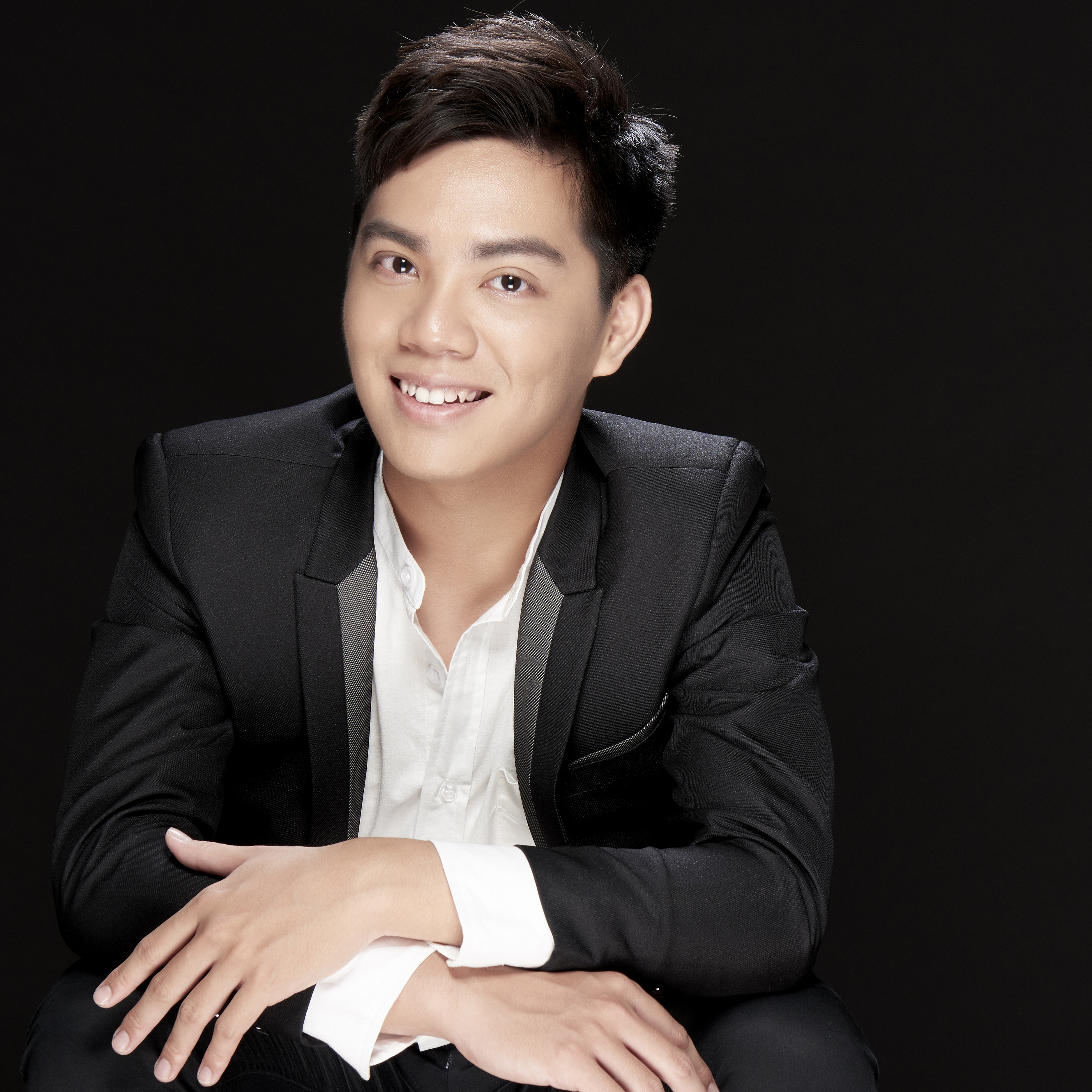 謝雨辰 YU-CHEN SHIEH