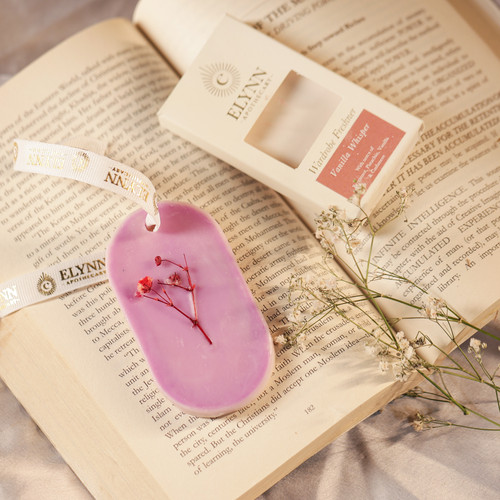 Vanilla Whisper Wardrobe Scenting Soy Wax Tablet image 1