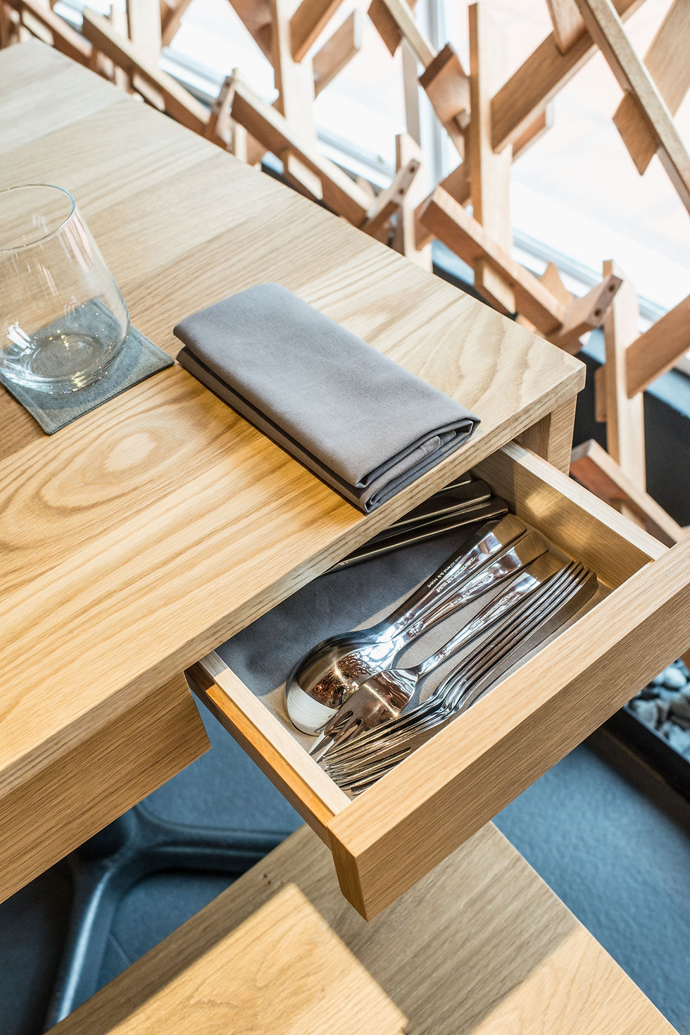 TABLE DETAIL