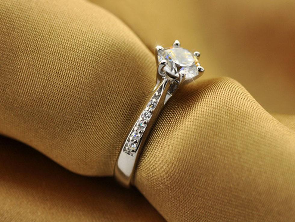 Thumbnail: Luxury 925 Sterling Silver Classic Ring for Women Six claw jewelry simple 70ct d