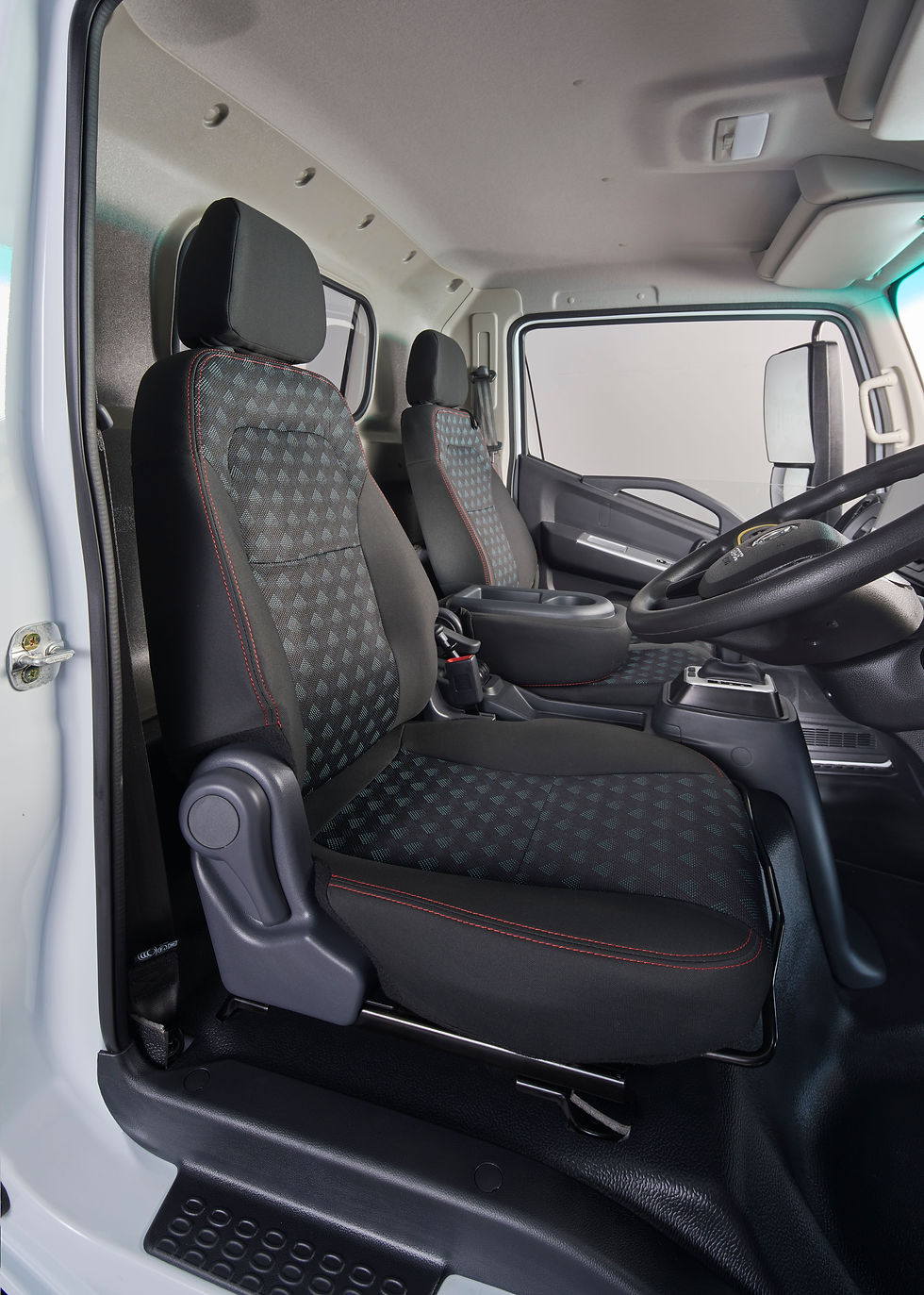 inside_cabin2.jpeg