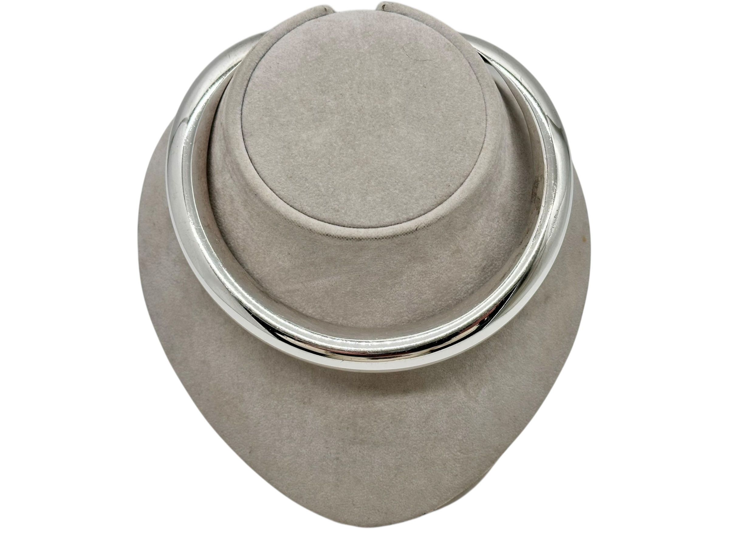 Gargantilla Hermès plateada Mombasa Torque