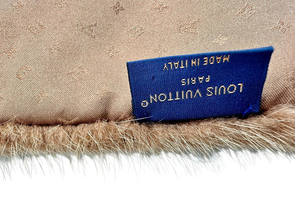 Thumbnail: Louis Vuitton Schal Cosy Mink