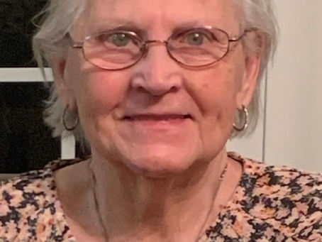 Barbara Elizabeth Hulsizer Harris went to be with our Lord and Savior surrounded by her children.