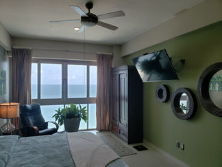 Habitación 2 amplia con vista al mar, baño completo, walk in closet