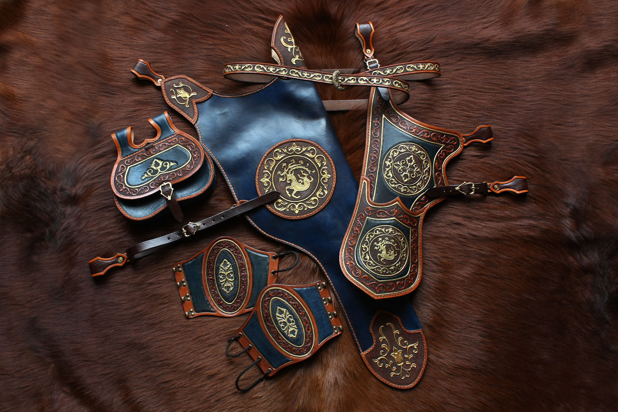 Gilded Ottoman Style Full Archer's Set - Hip Quiver Bow Quiver Pouch Belt Guards