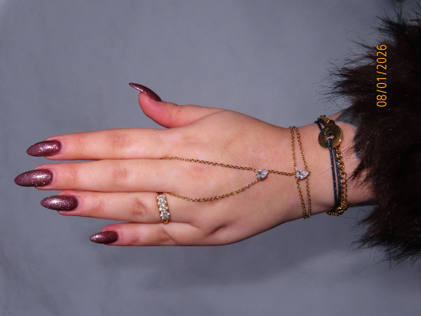 Handchain Golden Glow