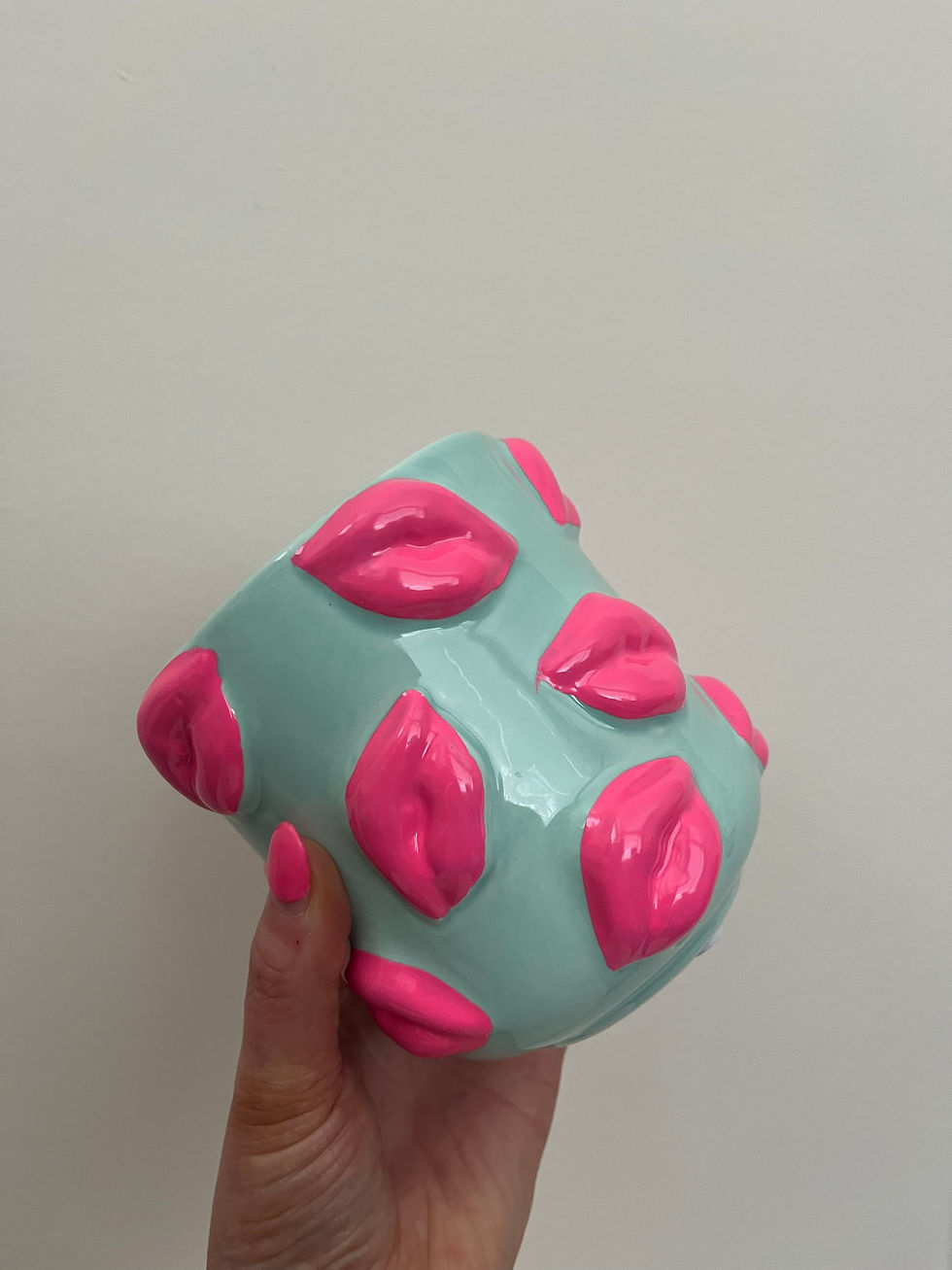 Thumbnail: VASE WITH LIPS BLUE PINK