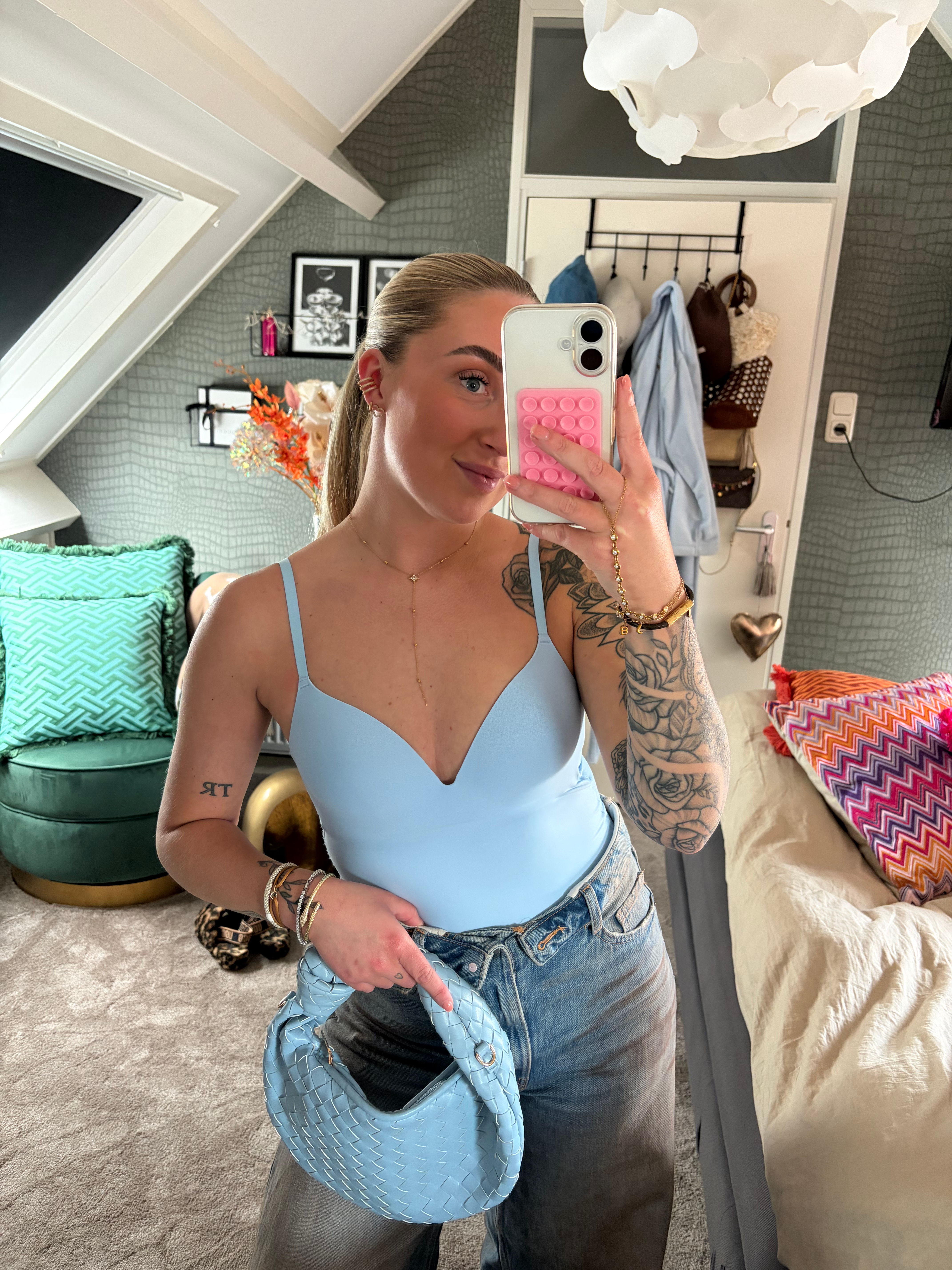 BODY BLUE