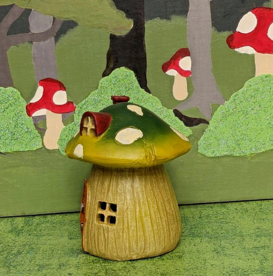 Thumbnail: Miniature LED Light Up Mushroom House Fairy Garden Gnome Indoor Decoration 4.5"