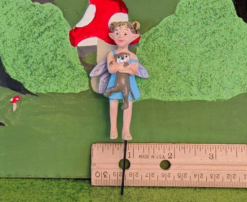 Thumbnail: Fiddlehead Fairy Garden Tiny Mini Miniature Fairy Olivia n' Odi the Otter Pick