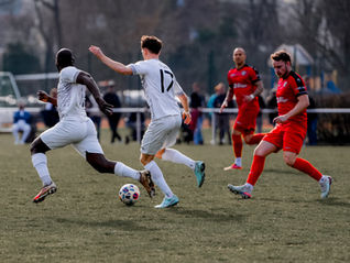 Spitzenreiter Allmersbach gewinnt knapp in Untermünkheim
