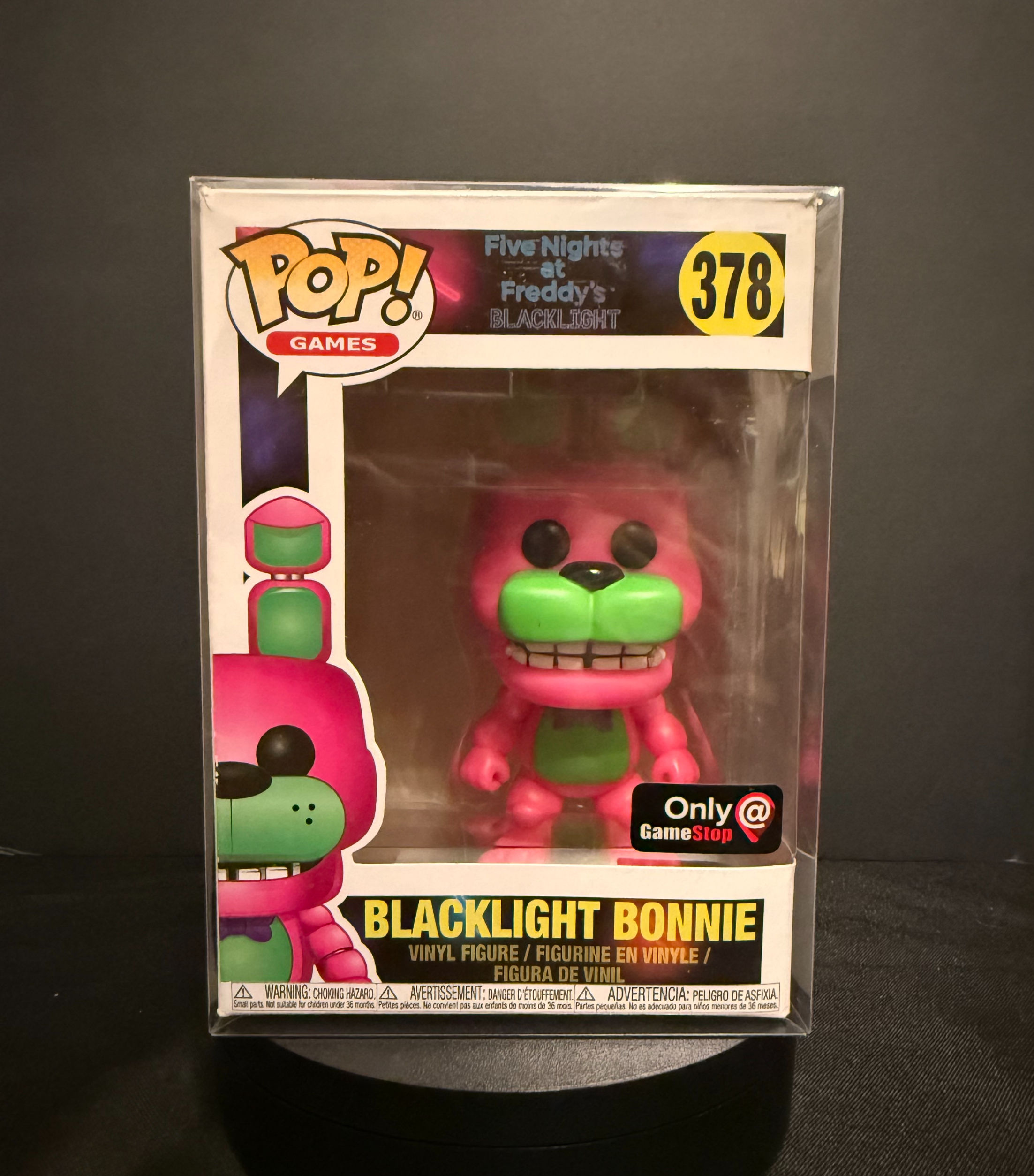 FUNKO POP! GRAIL: Five Nights At Freddy's - 378 Blacklight Bonnie