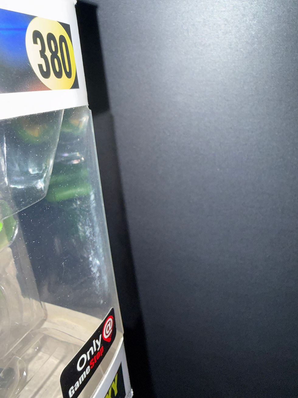 Thumbnail: FUNKO POP! GRAIL: Five Nights At Freddy's - 381 Blacklight Cupcake (Games