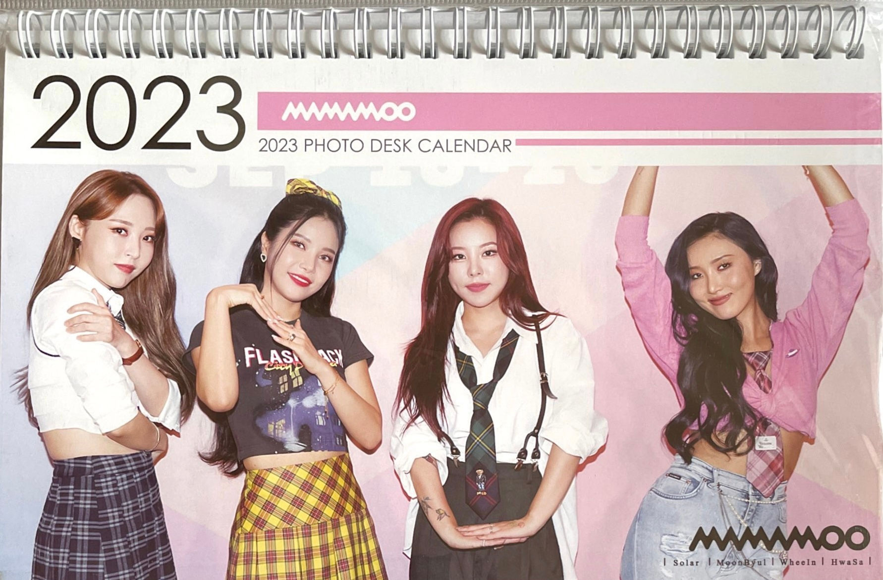 MAMAMOO - Desk Calendar 2023-2024
