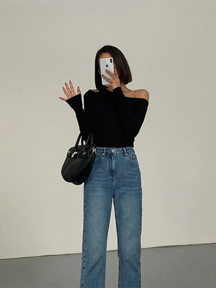 Thumbnail: Fashion Skew Collar Off-Shoulder Long-Sleeved T-Shirts Women Spring 2025 New