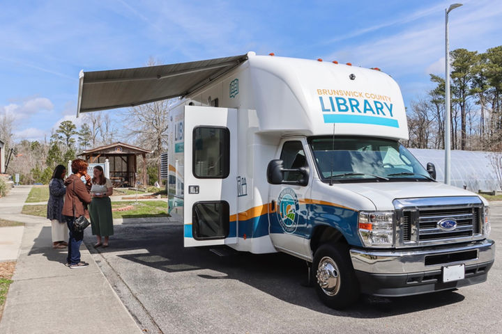 New Bookmobile Puts Pages in Motion