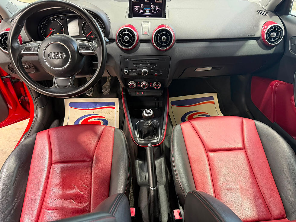 Miniature : AUDI A1 1.6L TDI 105 CH AMBITION LUXE - SUIVI COMPLET AUDI - INTÉRIEUR CUIR 