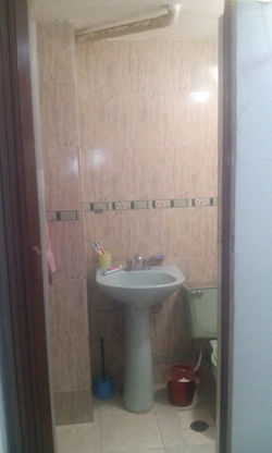 5 cuartos, 3 baños