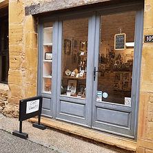 Bienvenue dans l’univers de l’Échappée Créative – Boutique Partagée à Oingt