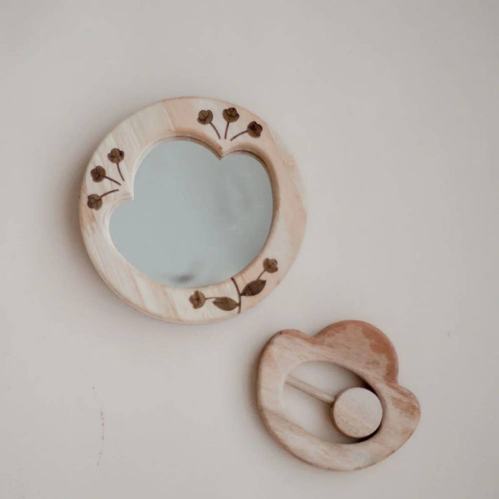 QToys Wooden Flower Rattle and Mirror Set. Natural baby toys. Development through play. Baby gift idea. Baby's first toys.