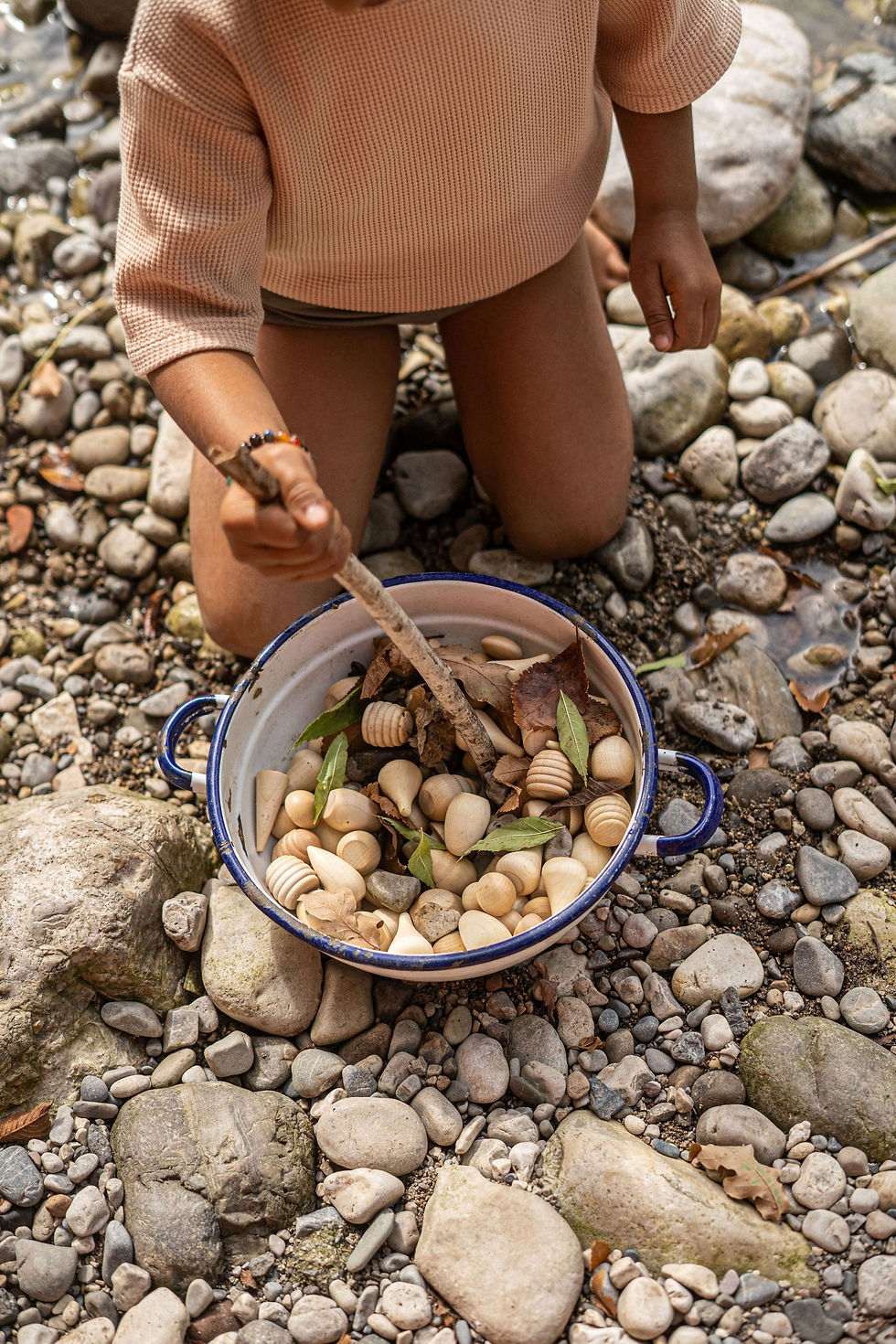 Grapat Wooden Mandala Natural Pieces. Handcrafted children's toys. Creative, Imaginative play. Loose Parts Play. 3 years +