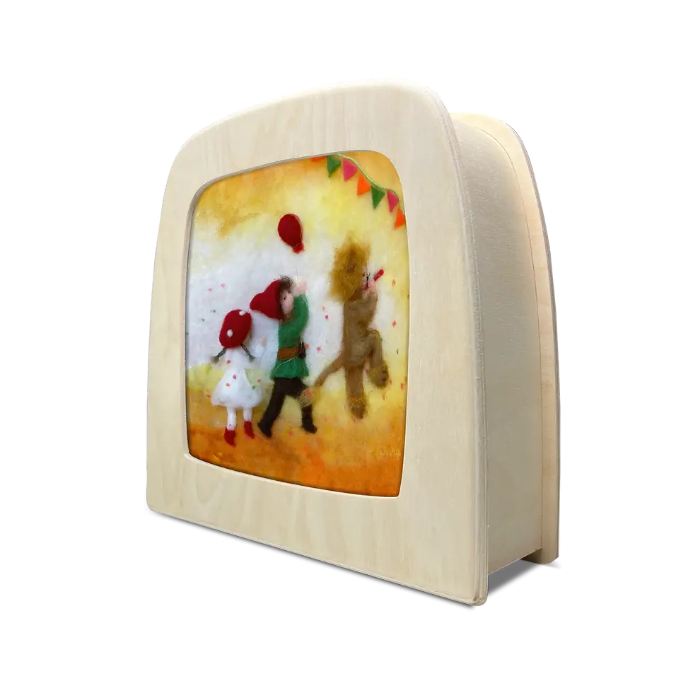 Toverlux Silhouette - Het Wol Feetje - Dress Up Party. Waldorf inspired. Storytelling. Seasonal display