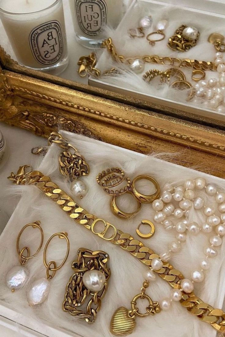 All the gold and pearl jewellery, please