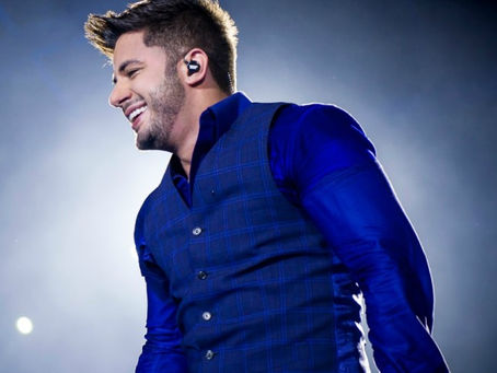 Produtor musical divulga duas músicas de Cristiano Araújo