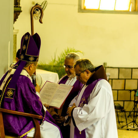 Dom João empossa novos freis para Paróquia Santo Antônio em Aracaju