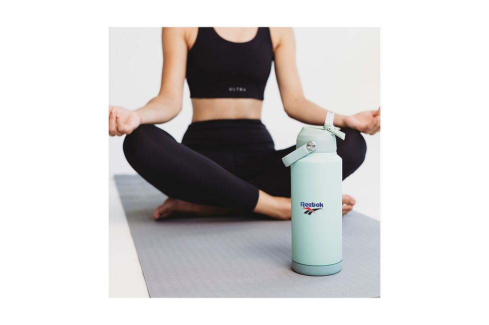 Personalised ceramic coated 1L bottles designed to preserve drink flavour while showcasing your business in style