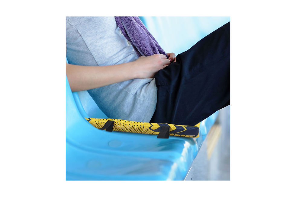 Portable stadium cushions featuring custom branding, perfect for spectator comfort and corporate giveaways.