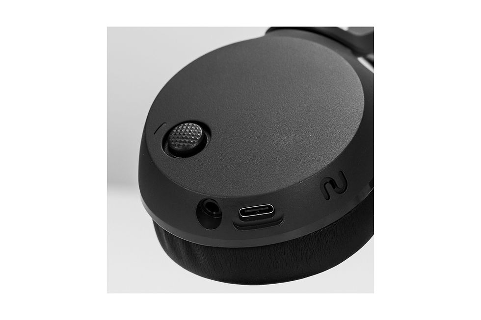 Thumbnail: Personalised SKULLCANDY Icon 180 wireless headphones for branded merchandise, staff onboarding and client gifting