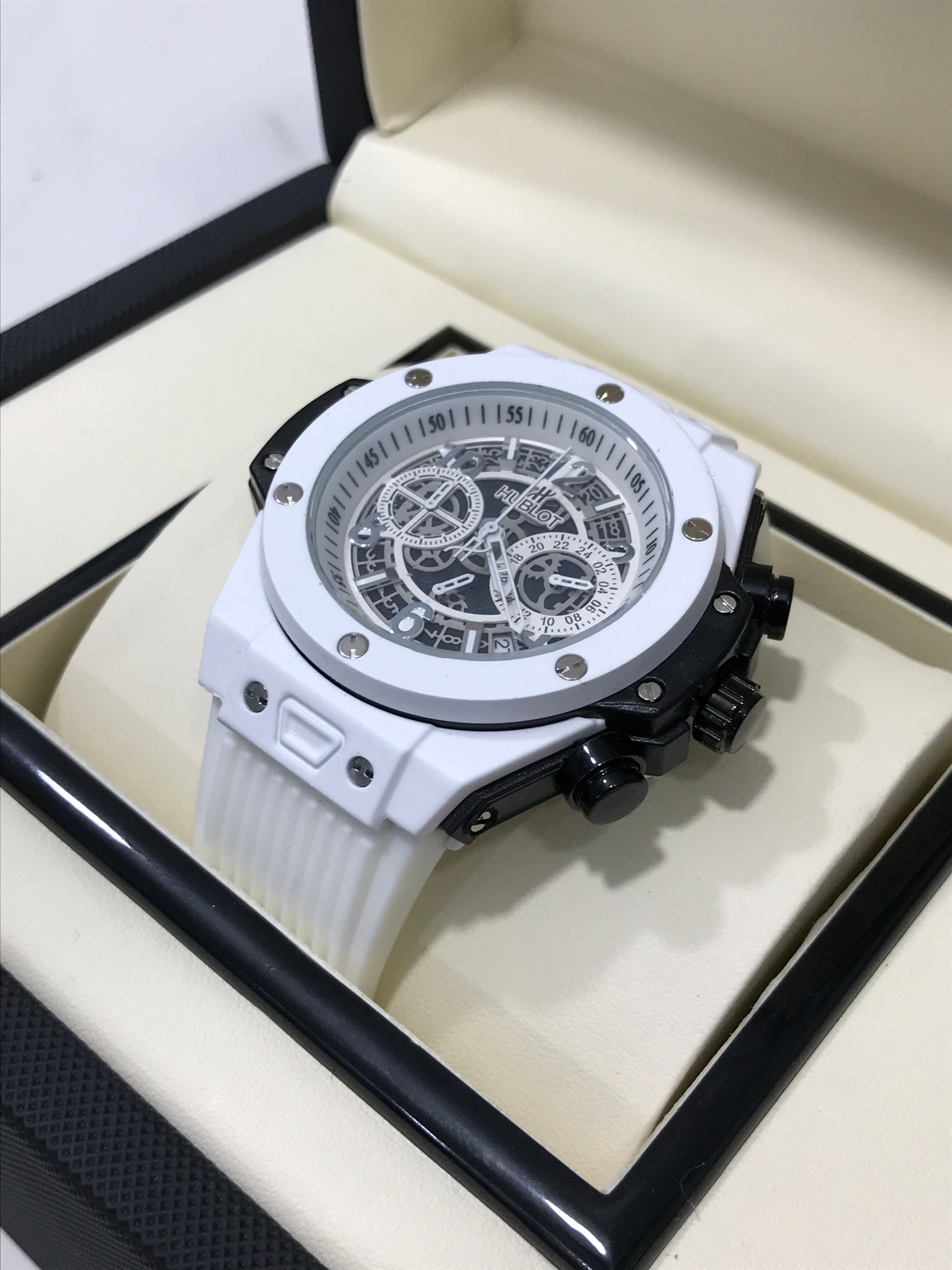 Blacktop Big Bang White (AA+)