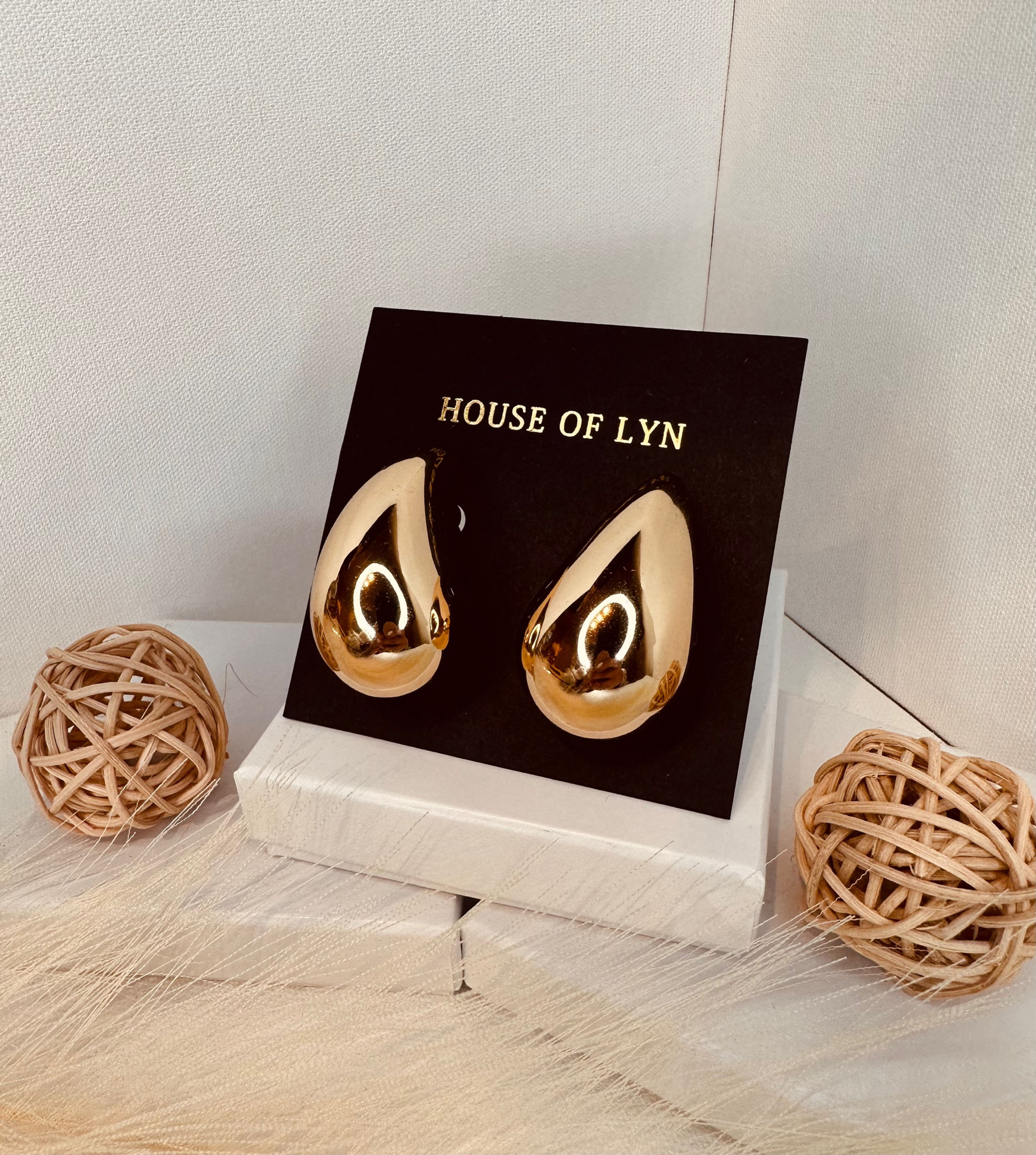 Classy Earrings - ‘GITA’