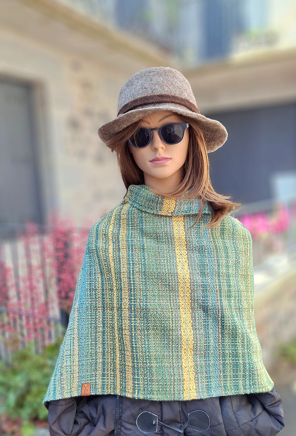 Miniature : PONCHO-ECHARPE Vert et Jaune rhubarbe