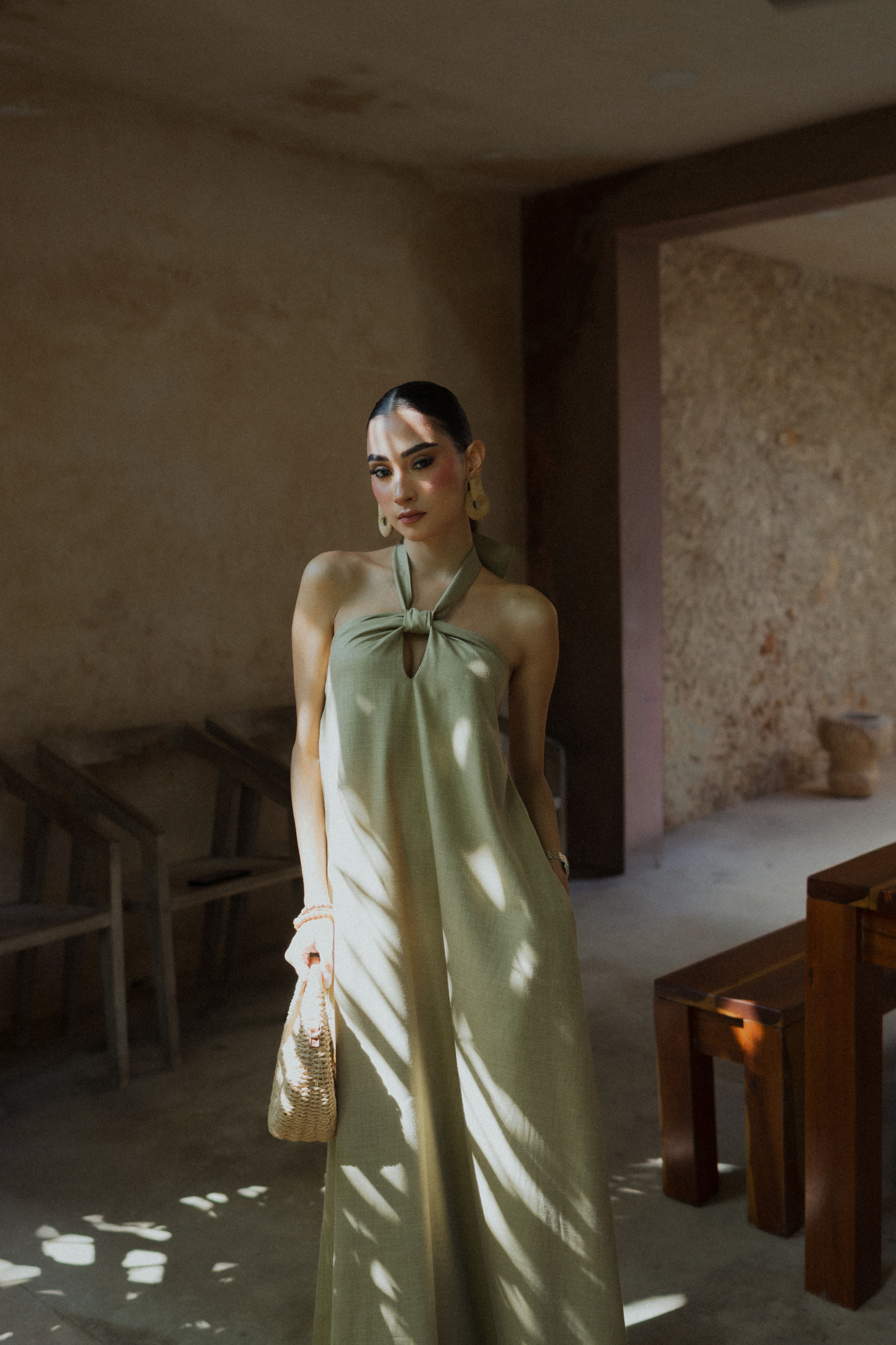 VESTIDO HALTER ACEITUNA