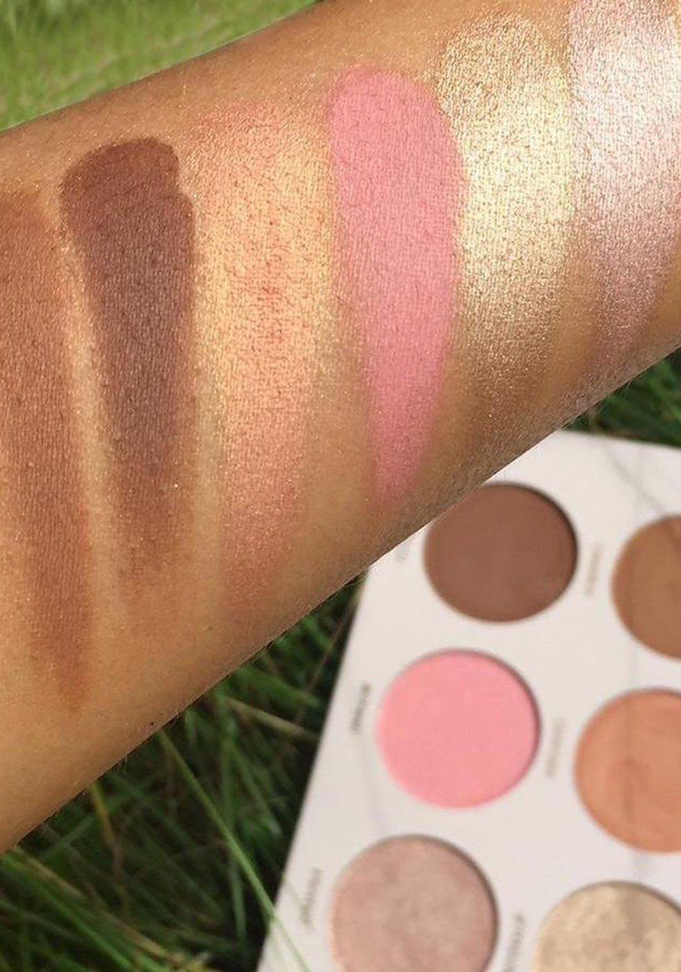 Radiant MagiRadiant Magic Palette SosubySJc