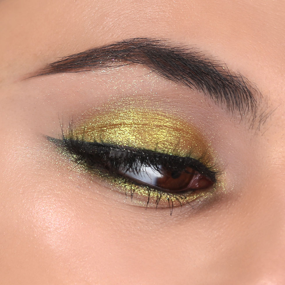 Product: Moira Light Shadow Unbothered (015)